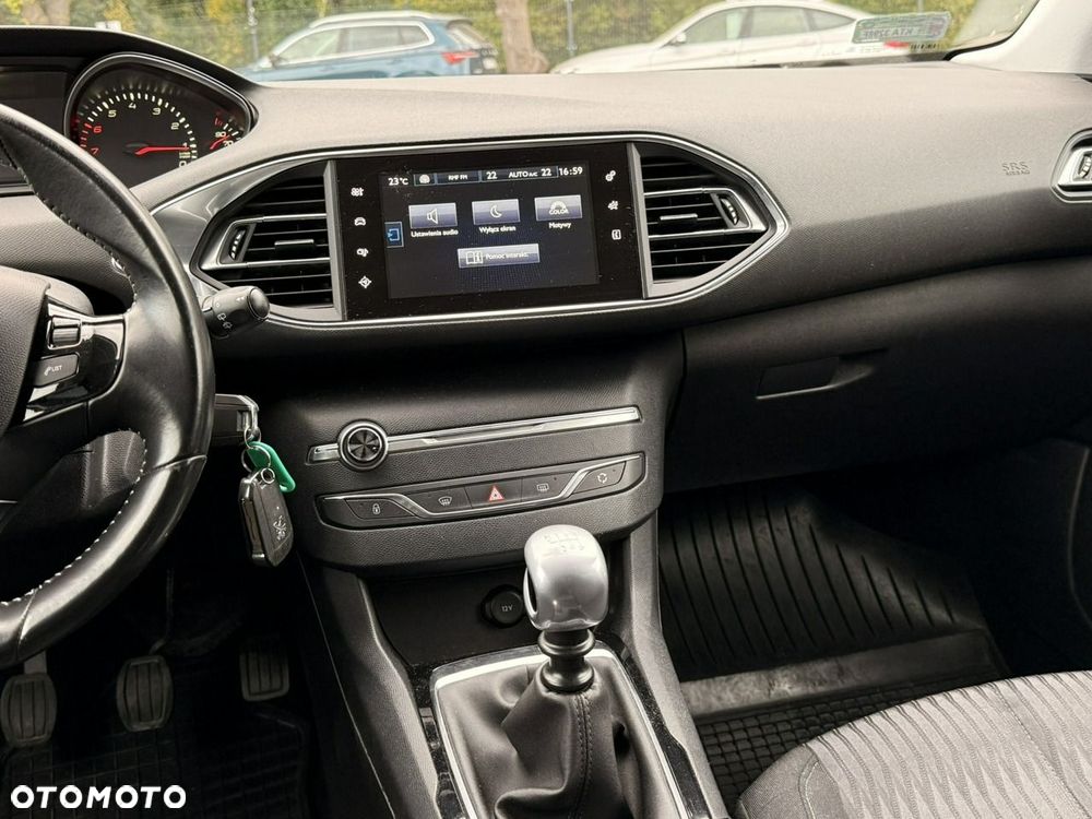 Peugeot 308 - 22