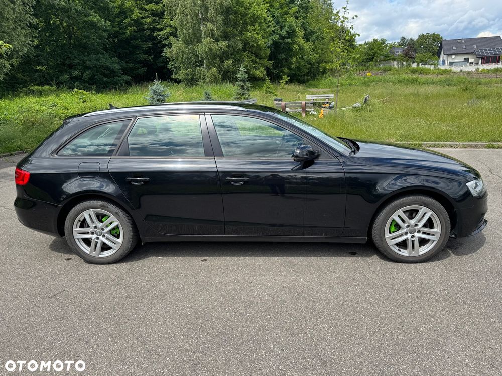 Audi A4 Avant - 11