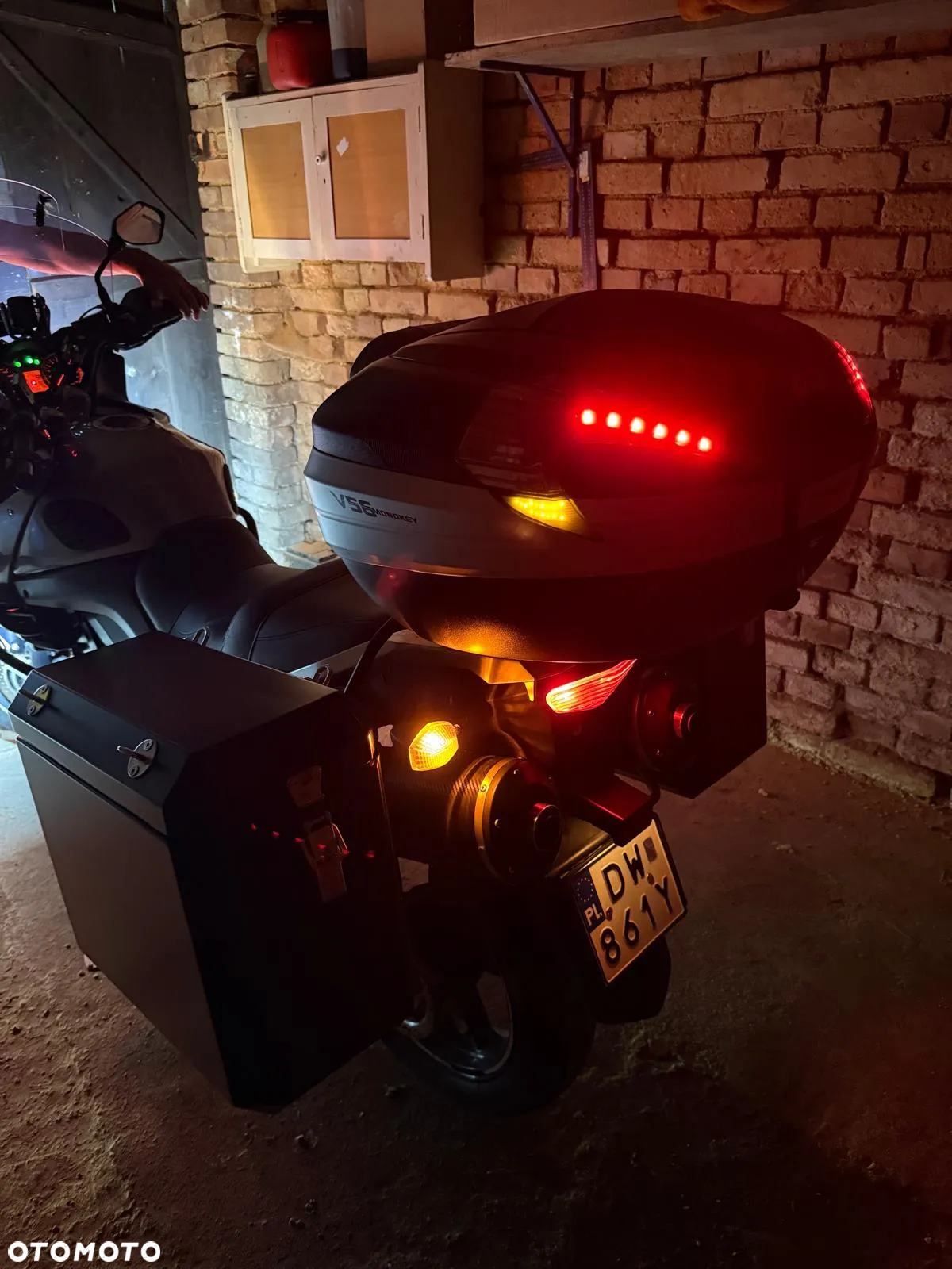 Suzuki V-STROM - 8