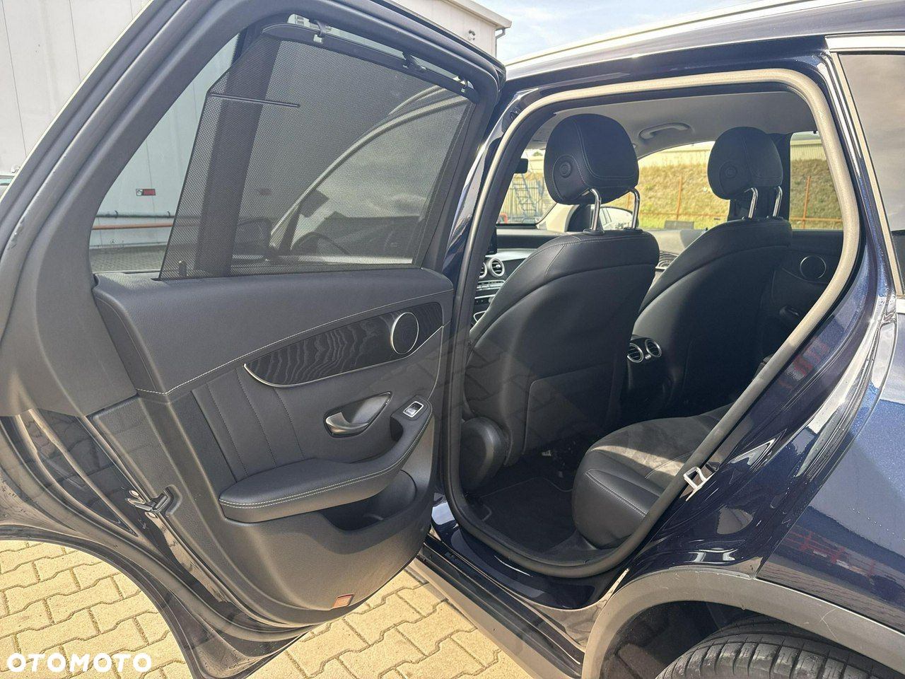 Mercedes-Benz GLC - 13