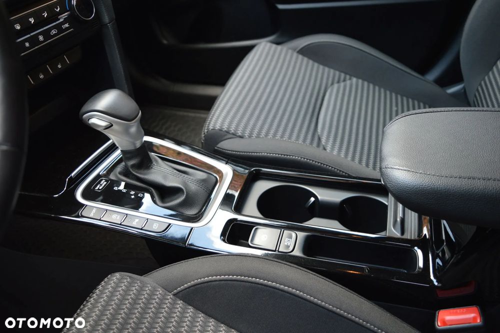 Kia Ceed 1.5 T-GDI Business Line Plus DCT - 34