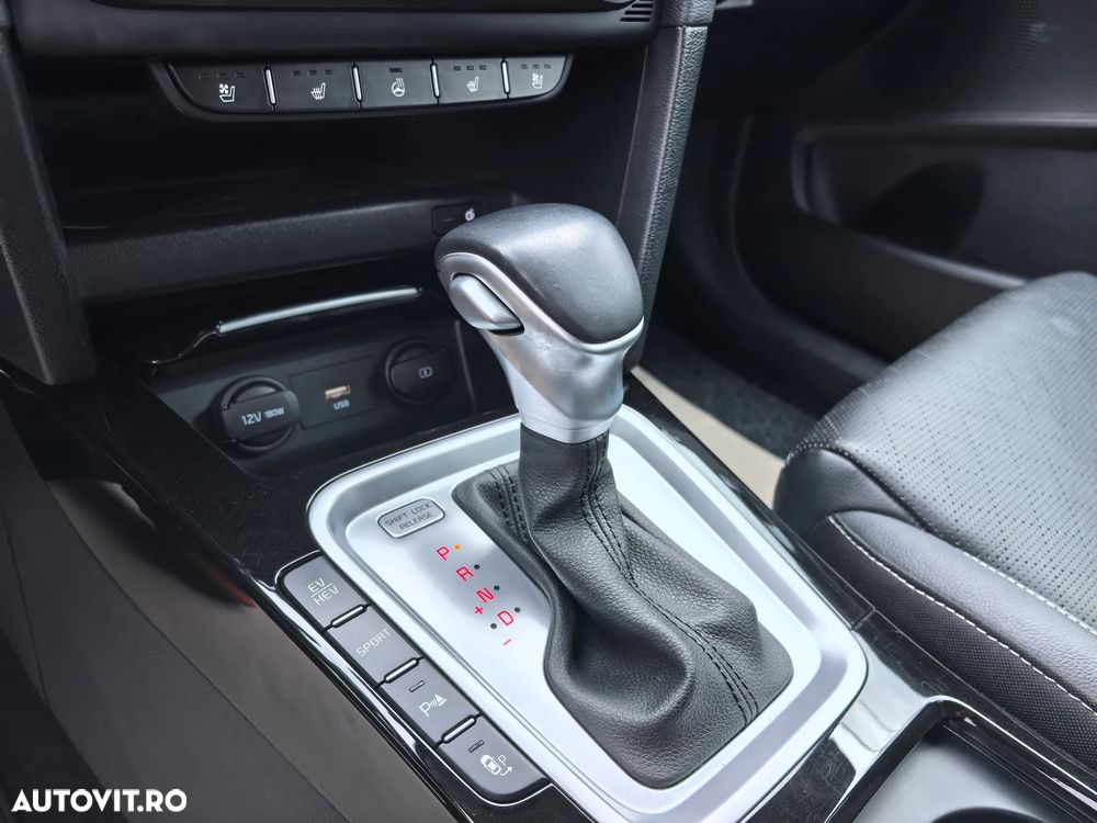 Kia XCeed 1.6 GDI 6DCT PHEV Vision - 9