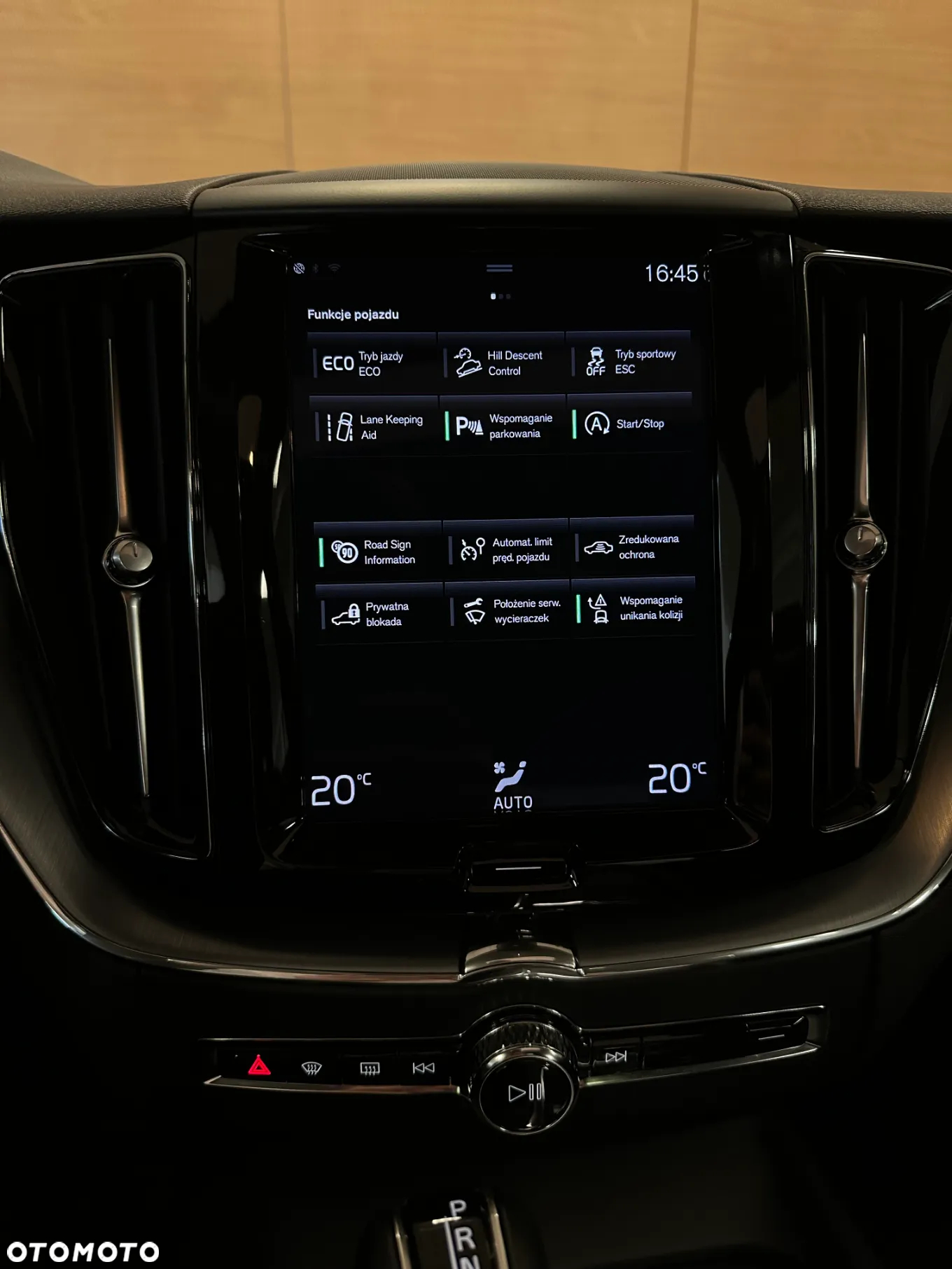 Volvo XC 60 T5 AWD Momentum - 16