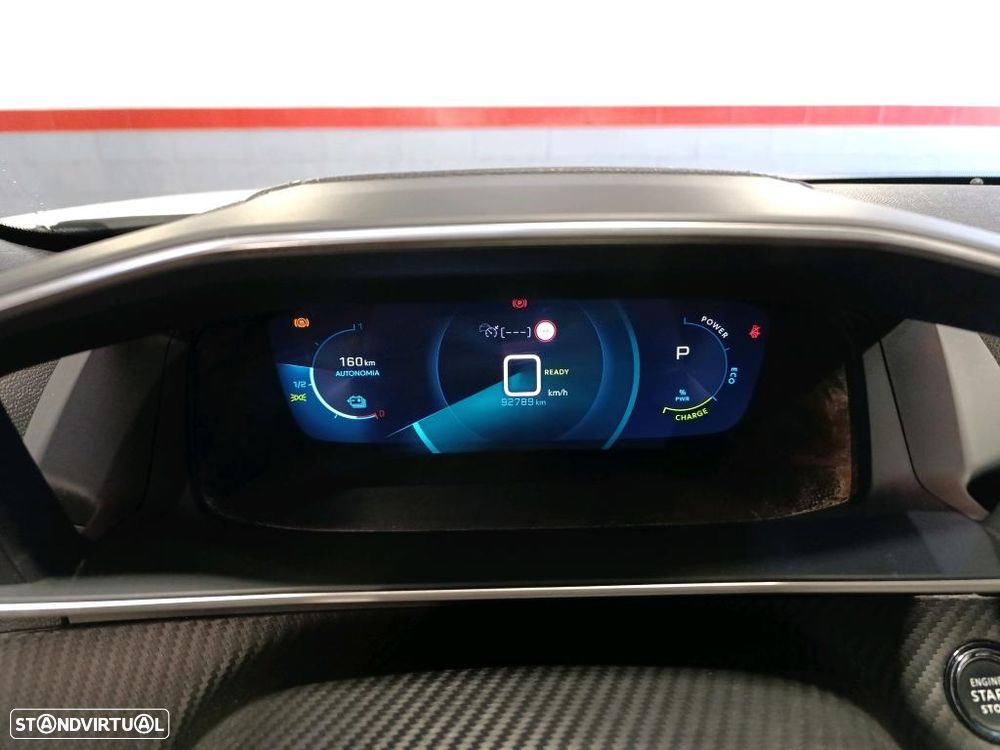 Peugeot e-2008 GT - 8