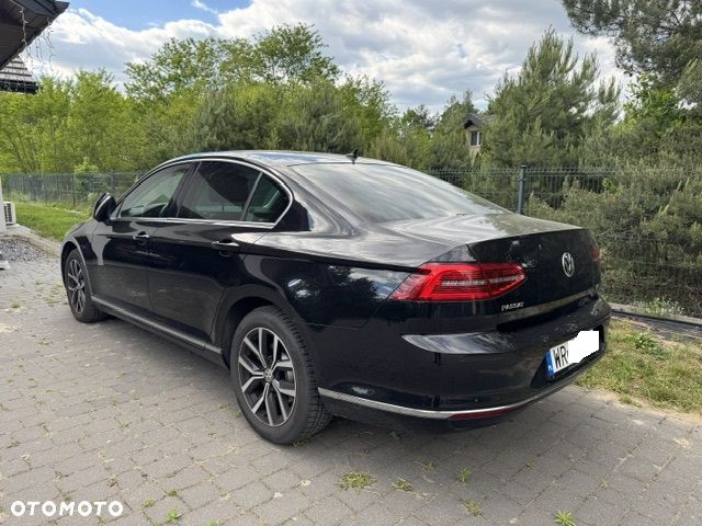 Volkswagen Passat 2.0 TDI SCR Highline DSG - 3