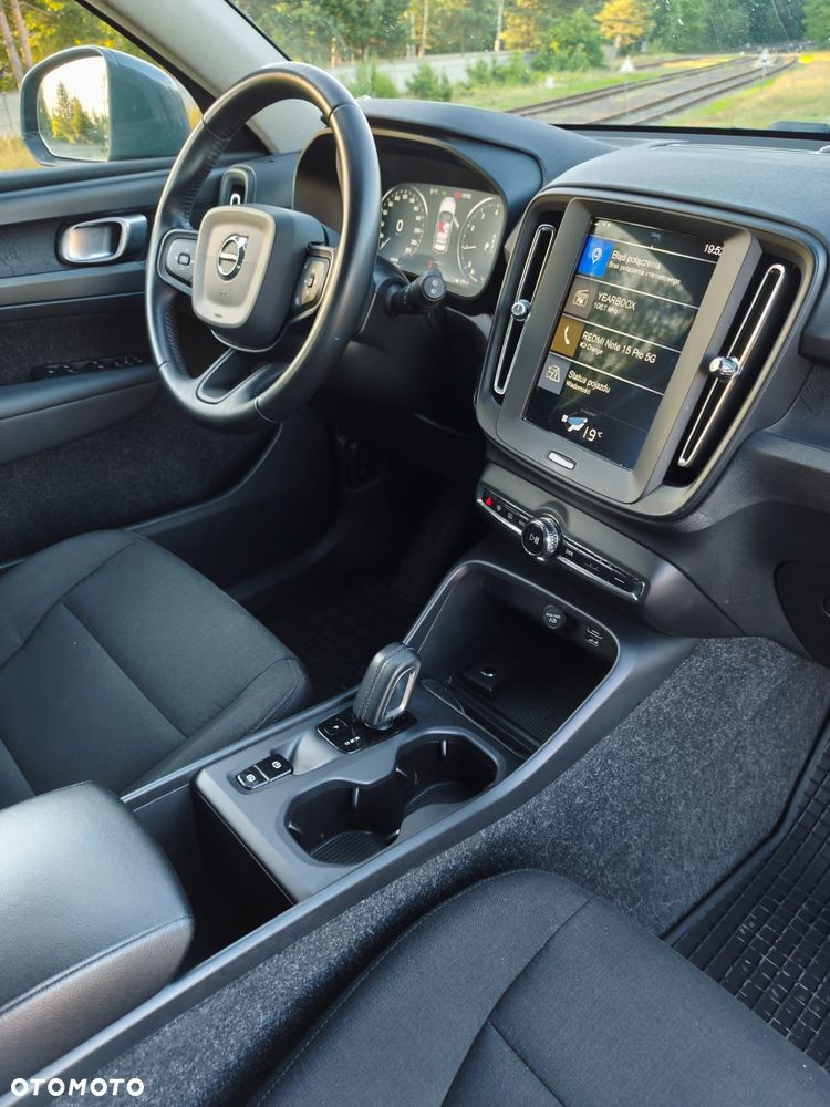 Volvo XC 40 T3 - 10