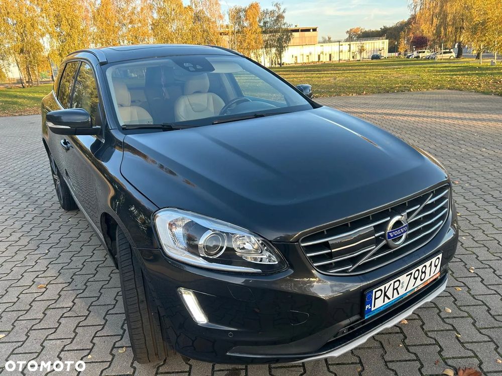 Volvo XC 60 D5 AWD Summum - 2