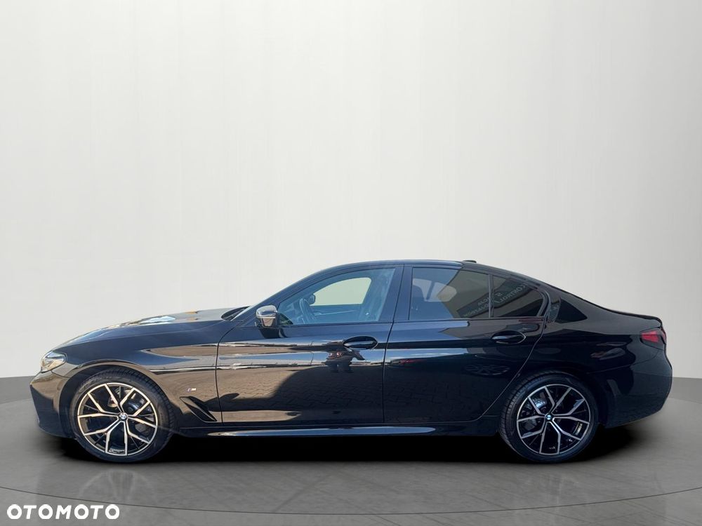 BMW Seria 5 520d xDrive MHEV M Sport sport - 8