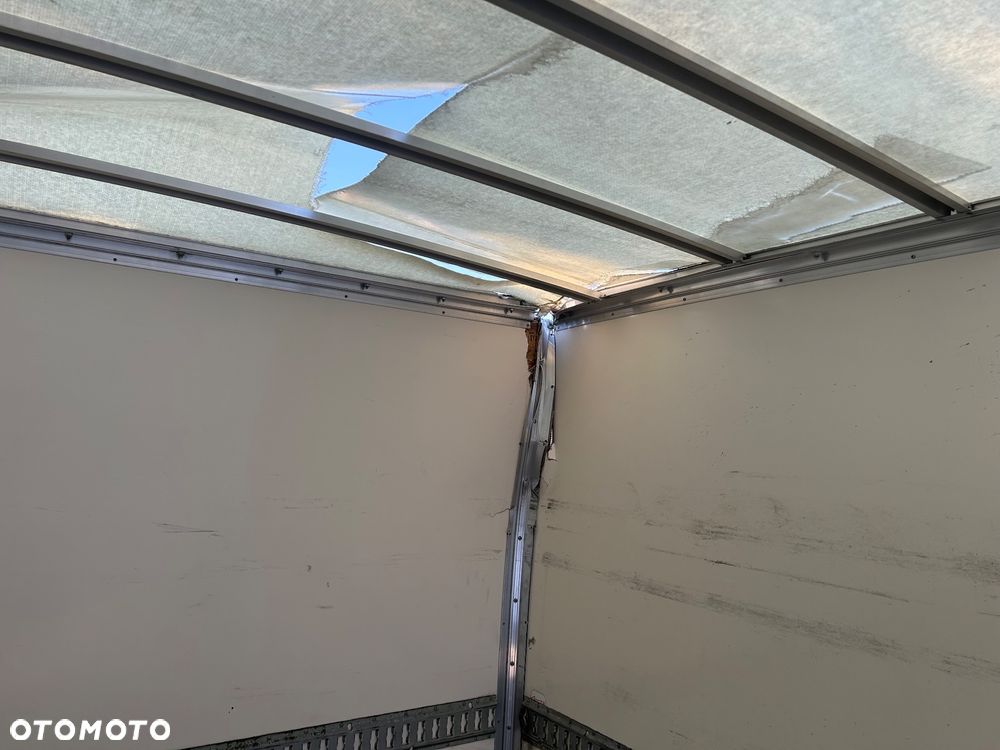 Iveco Kontener winda - 10