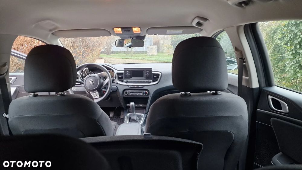 Kia Ceed - 24