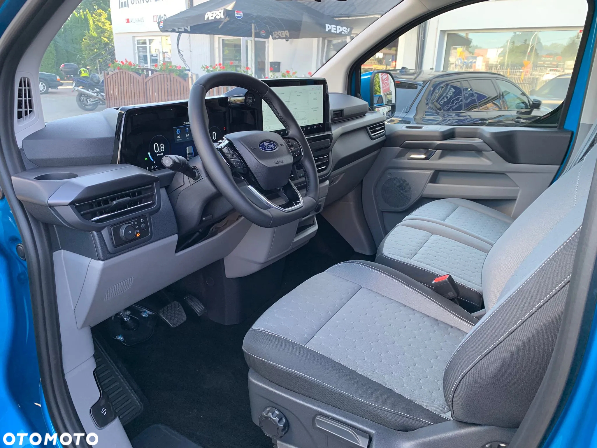 Ford Tourneo Custom 320 L2H1 VA Autm TitaniumX - 7