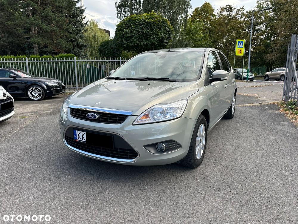 Ford Focus 1.6 Ghia - 2
