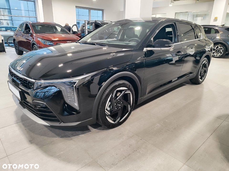 Kia K4 - 1