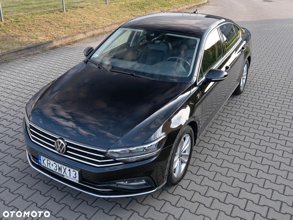 Volkswagen Passat - 8