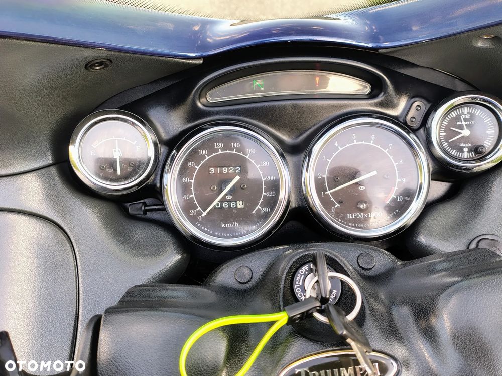 Triumph Trophy - 9