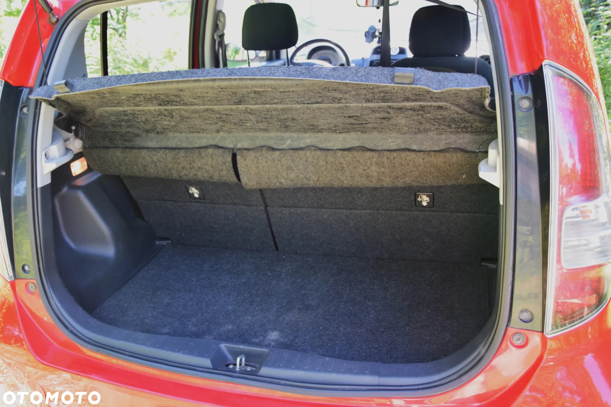Daihatsu Sirion 1.0 - 13