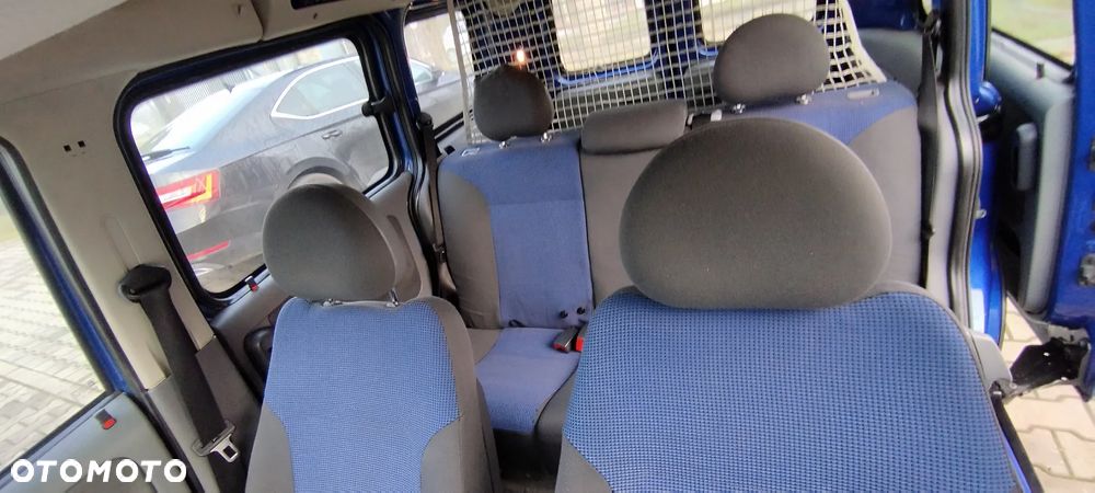 Opel Combo - 15