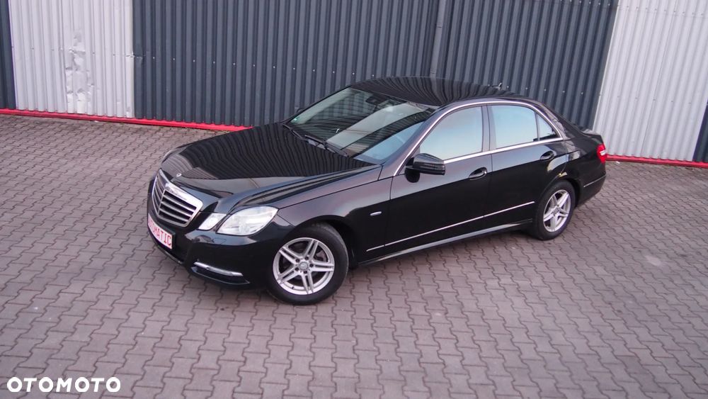 Mercedes-Benz Klasa C 180 Kompressor BlueEFFICIENCY Elegance - 19