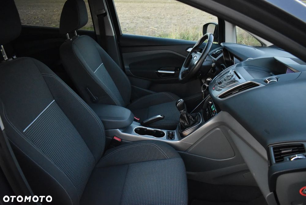 Ford C-MAX 1.6 Ti-VCT Champions Edition - 32