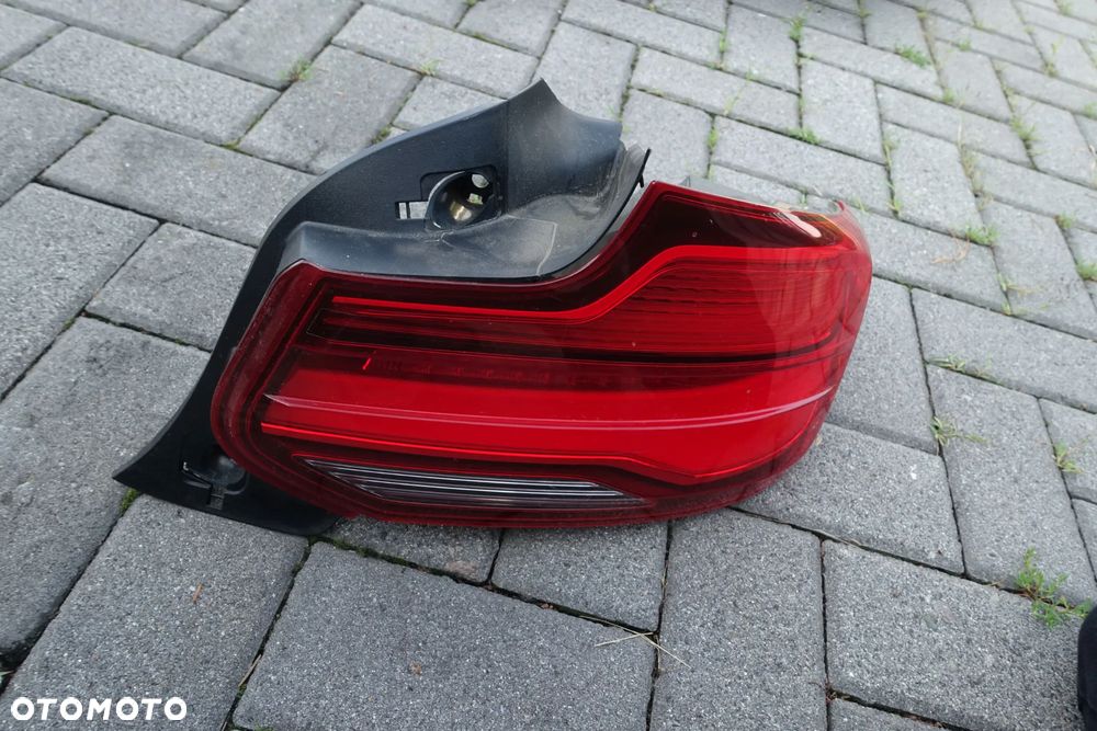 LAMPA PRAWY TYŁ BMW F22 F23 LED LIFT 17-21r. - 1