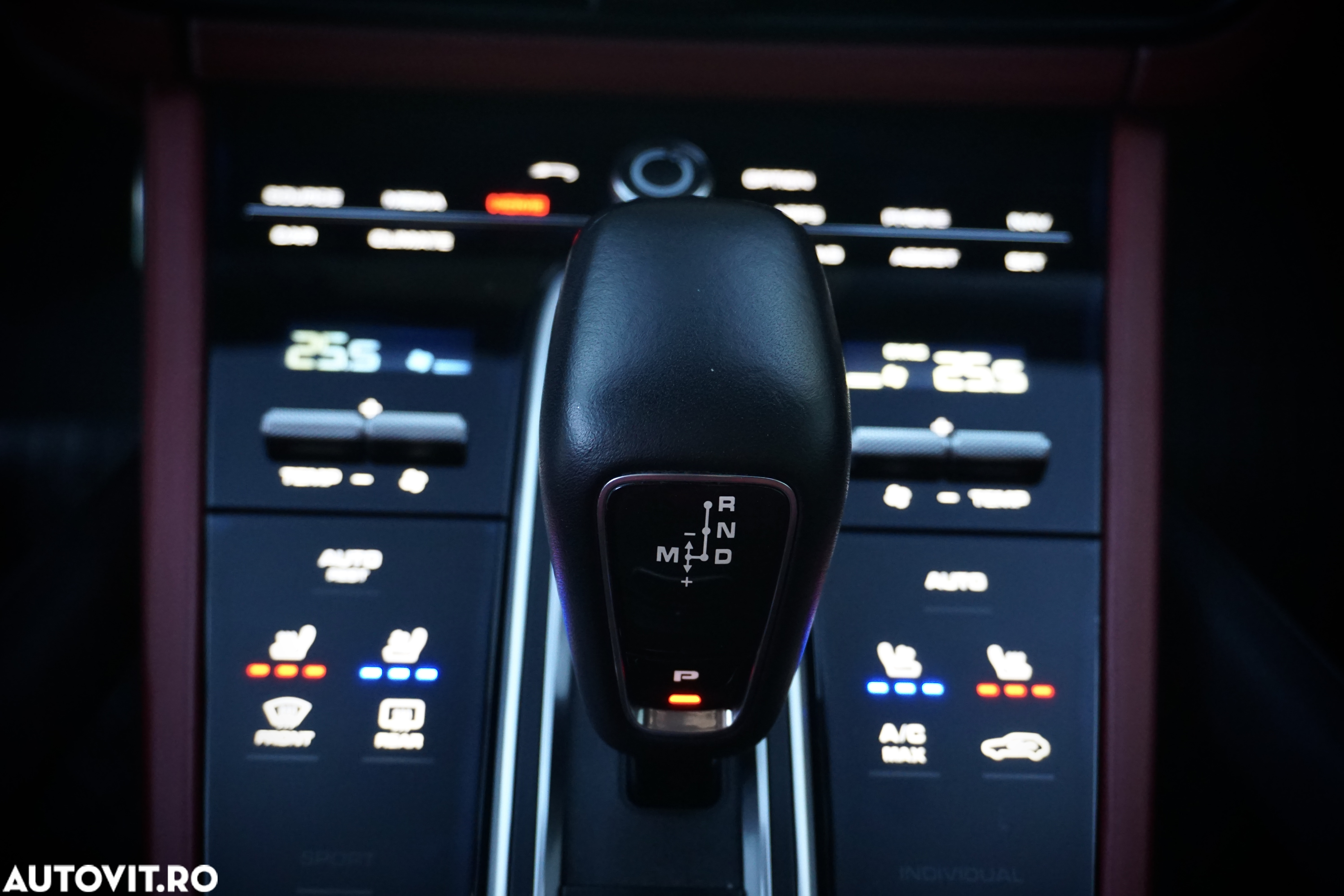 Porsche Cayenne S Tiptronic S Platinum Edition - 22