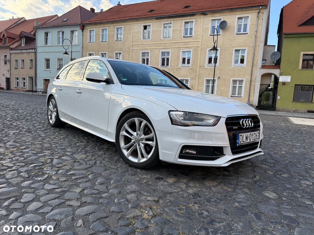 Audi A4 Avant 2.0 TDI S tronic quattro sport - 2