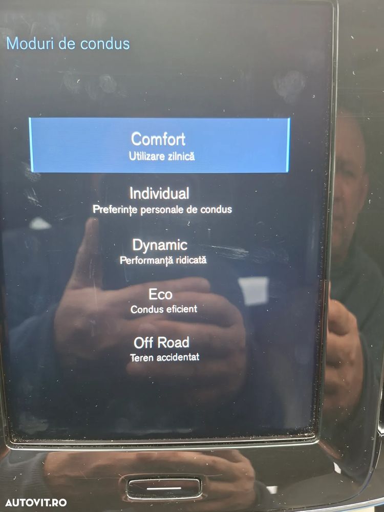 Volvo XC 40 D3 AWD Momentum Pro - 11