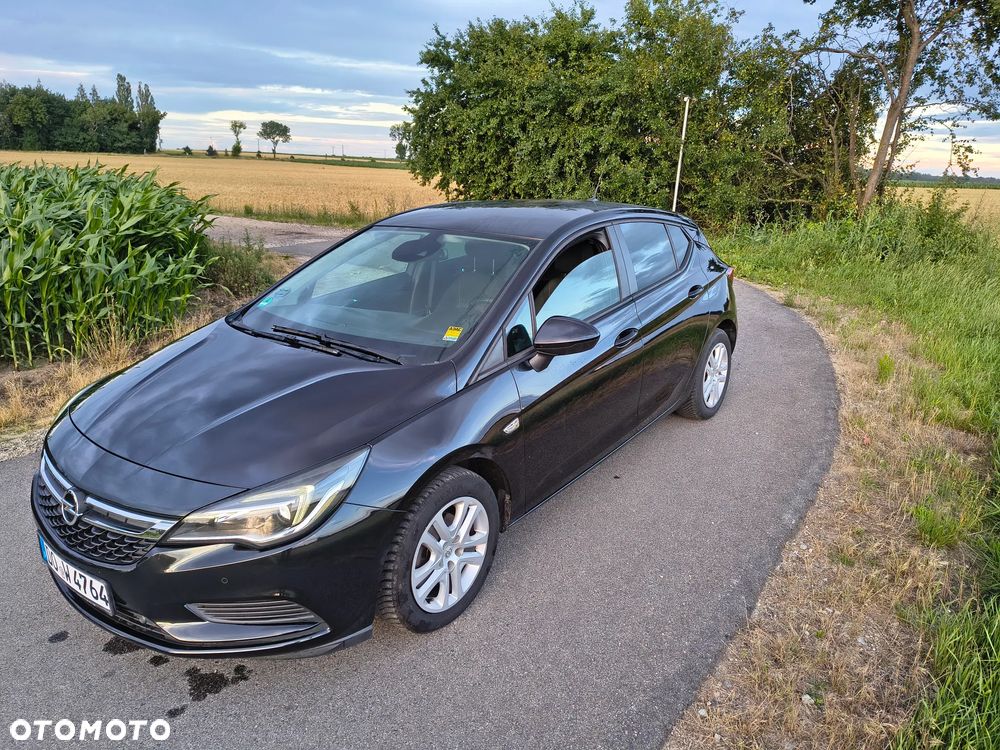 Opel Astra 1.4 Turbo Innovation - 11