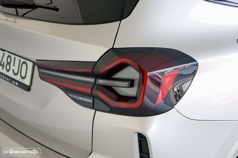 BMW iX3 M Sport Inspiring - 12