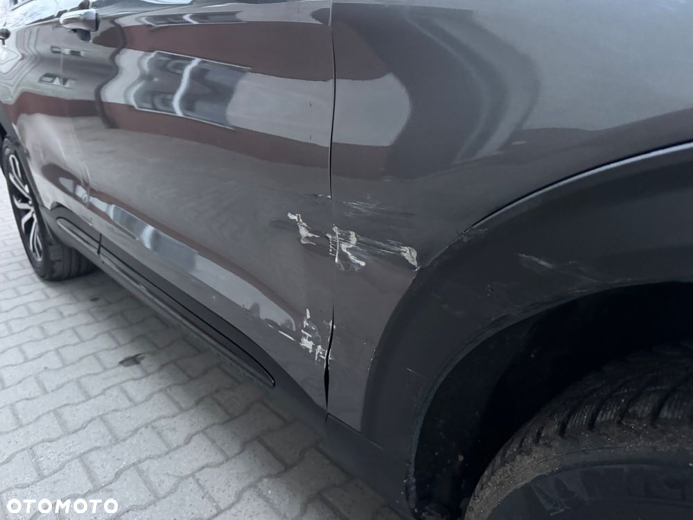 Ford Explorer - 30