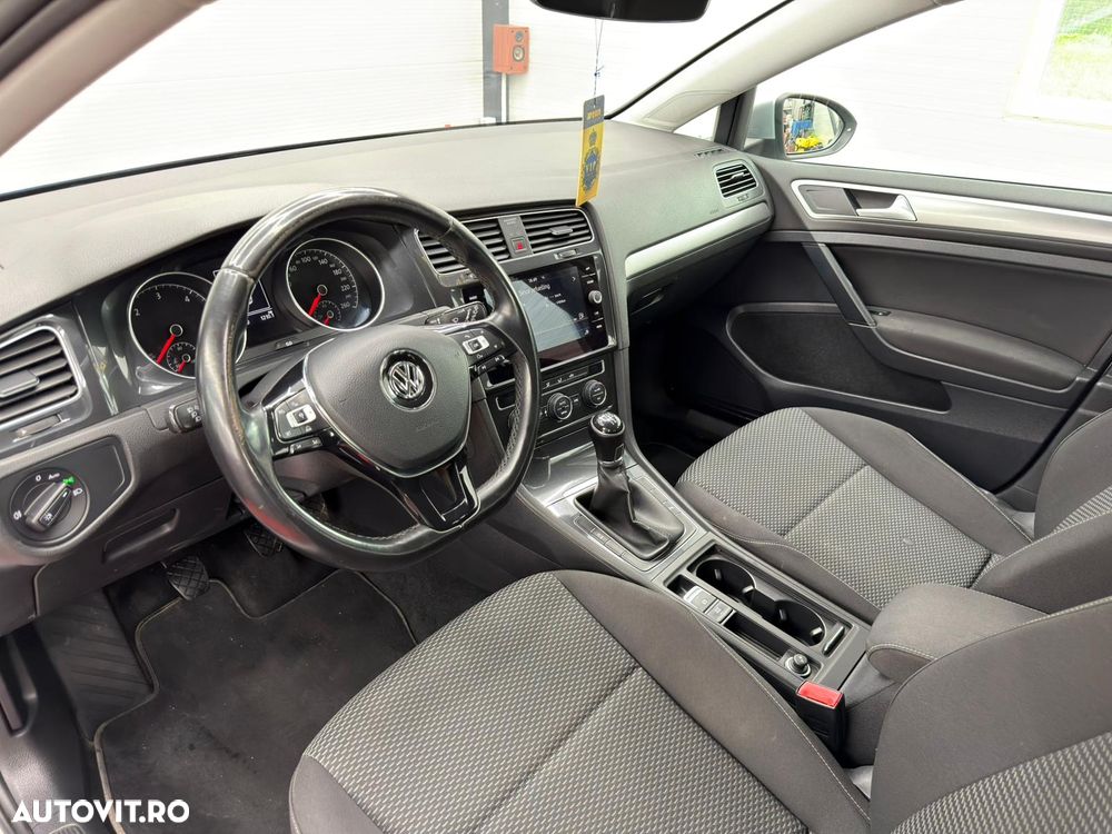 Volkswagen Golf 1.6 TDI SCR Comfortline - 11