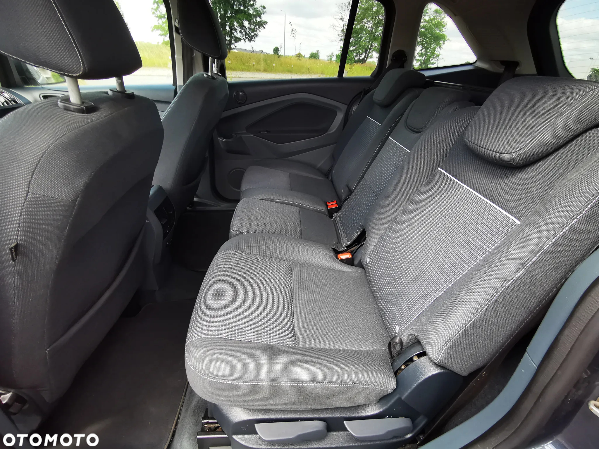 Ford Grand C-MAX 2.0 TDCi Champions Edition - 12