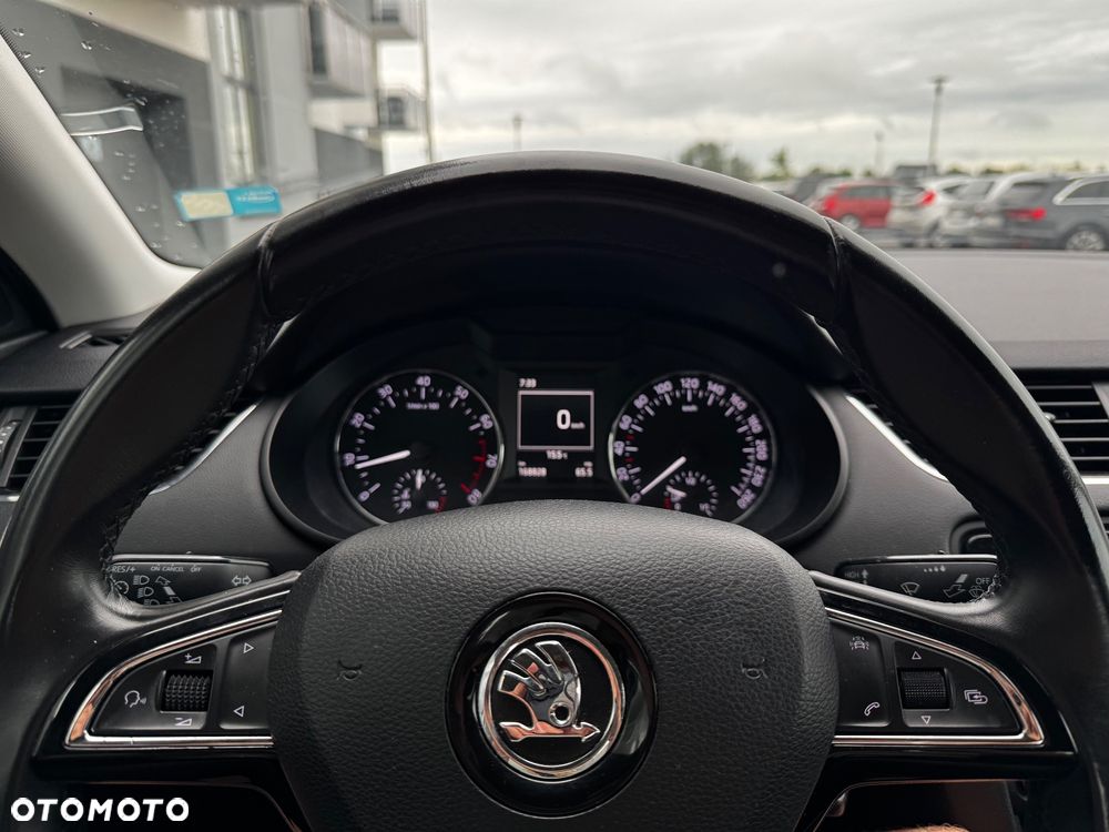 Skoda Octavia 1.4 TSI Ambition - 15