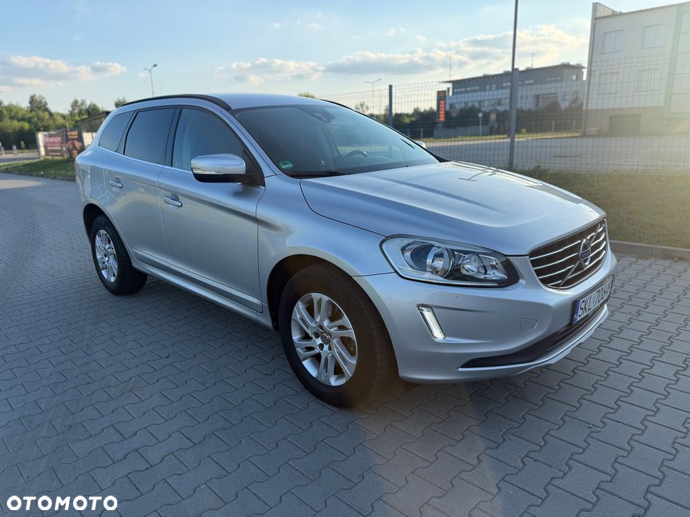 Volvo XC 60 D3 Geartronic Momentum - 1