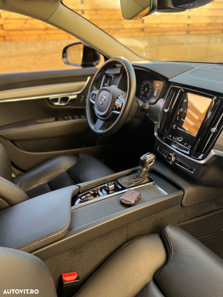 Volvo S90 D3 Geartronic Momentum Pro - 31