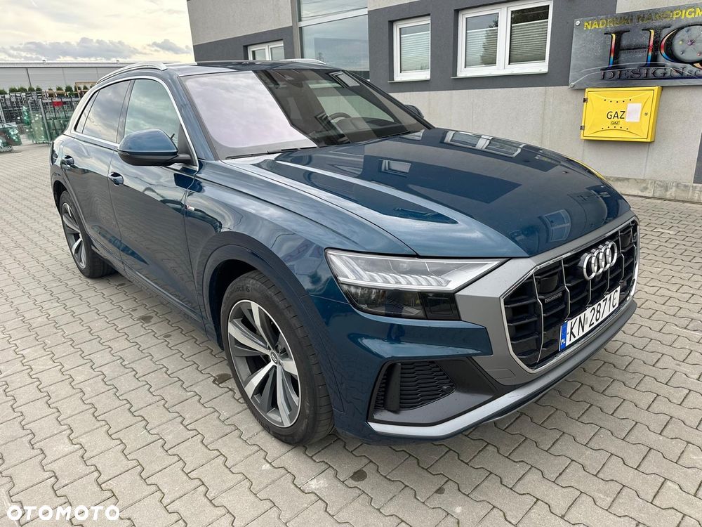Audi Q8 - 1