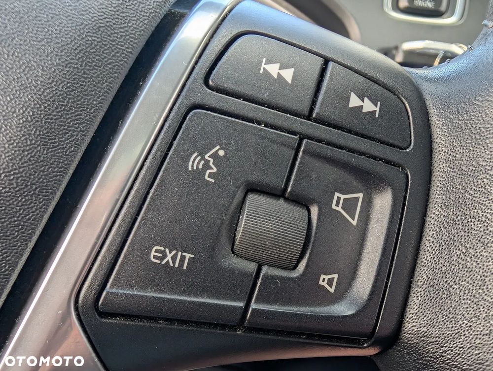 Volvo V40 D3 Drive-E Ocean Race - 24