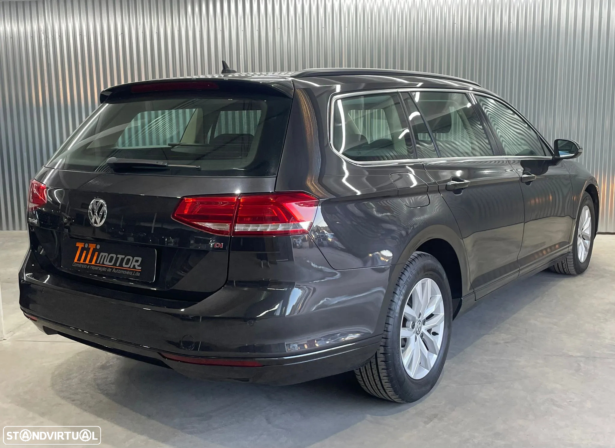 VW Passat Variant 1.6 TDI Confortline - 6