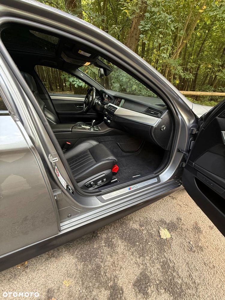 BMW M5 Standard - 27