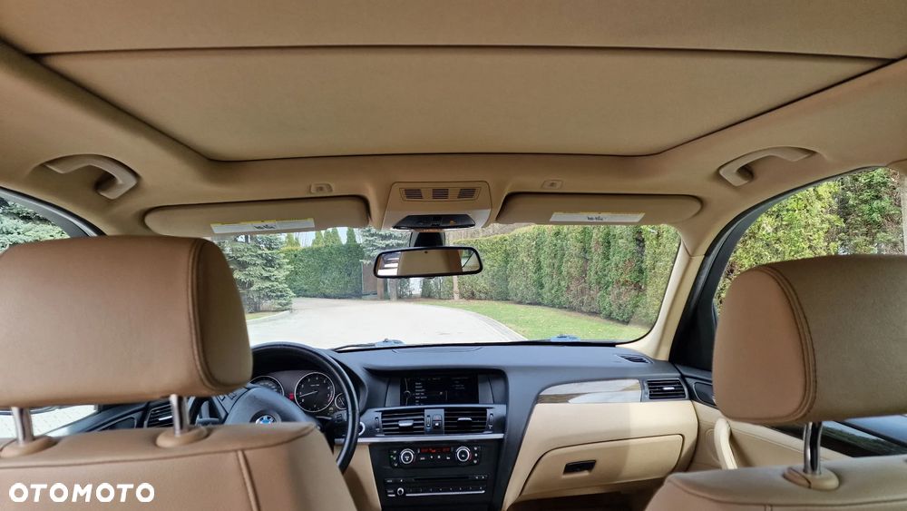 BMW X3 xDrive28i - 8