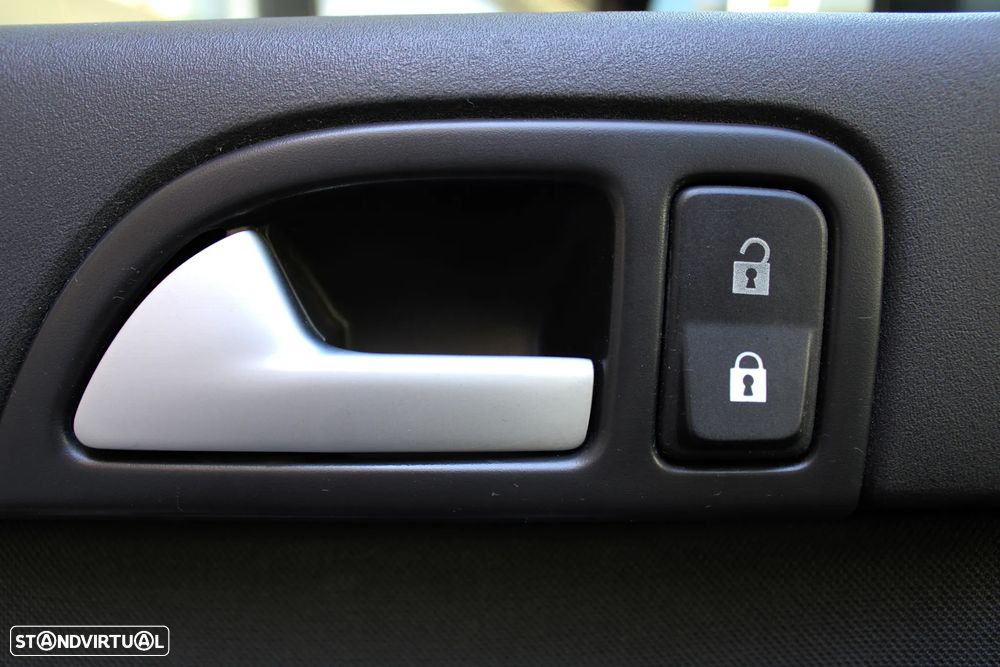 Volvo V50 2.0 D Nível 1 17 - 41