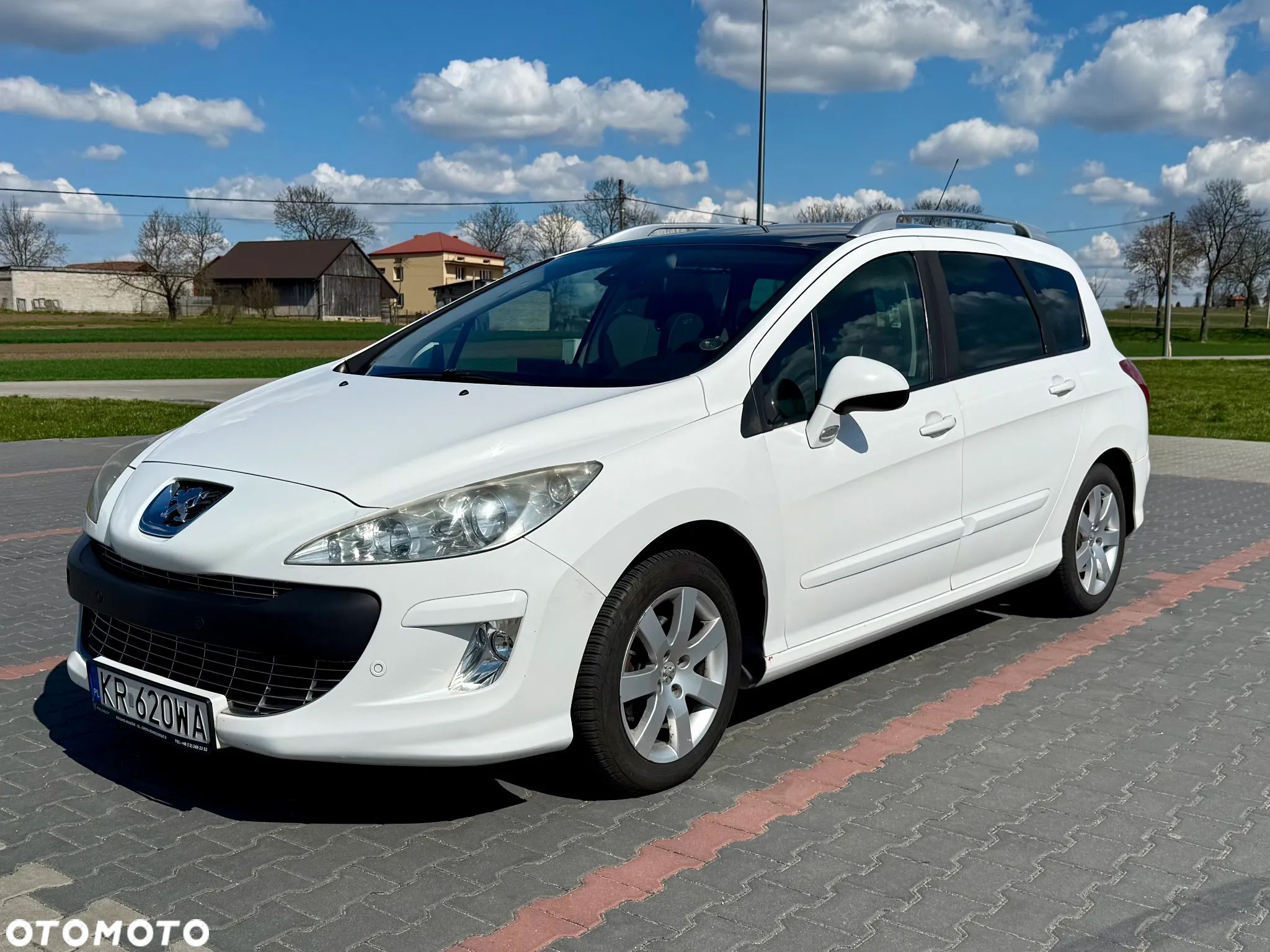 Peugeot 308 - 1