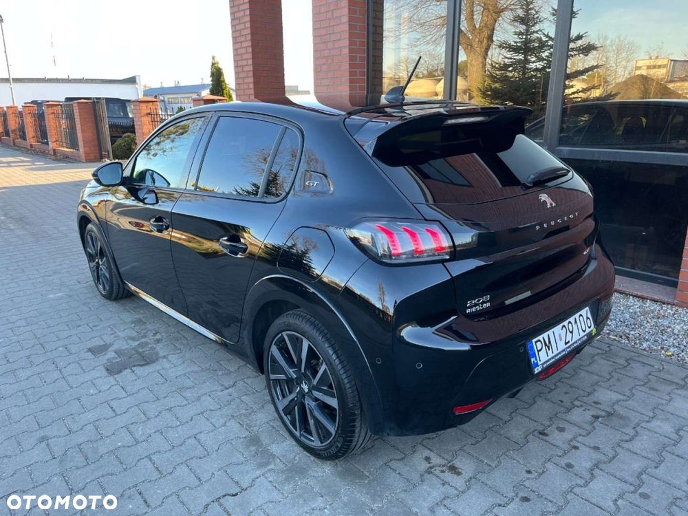 Peugeot 208 1.2 PureTech Allure S&S EAT8 - 4