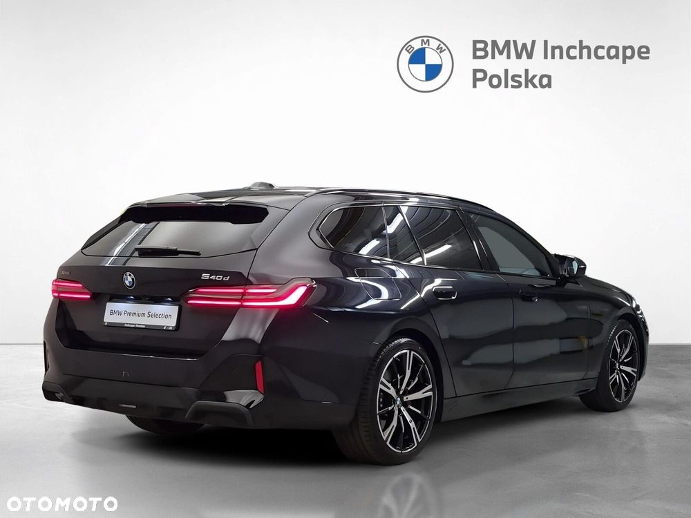 BMW Seria 5 540d xDrive mHEV M Sport - 6