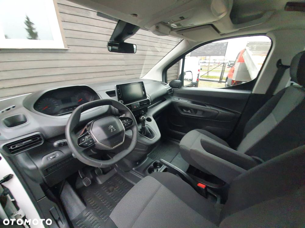 Peugeot Partner - 23