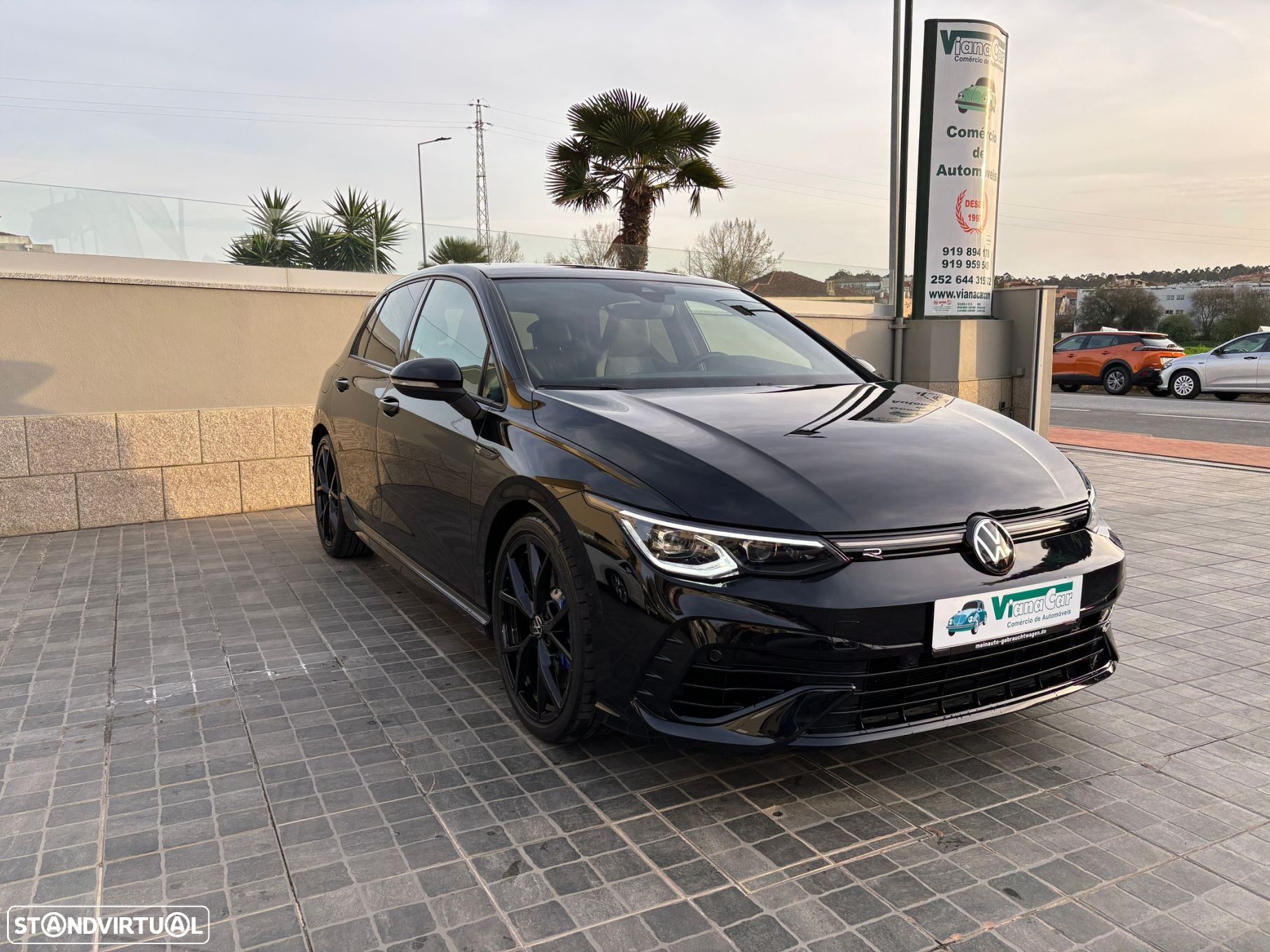 VW Golf 2.0 TSI R DSG - 1