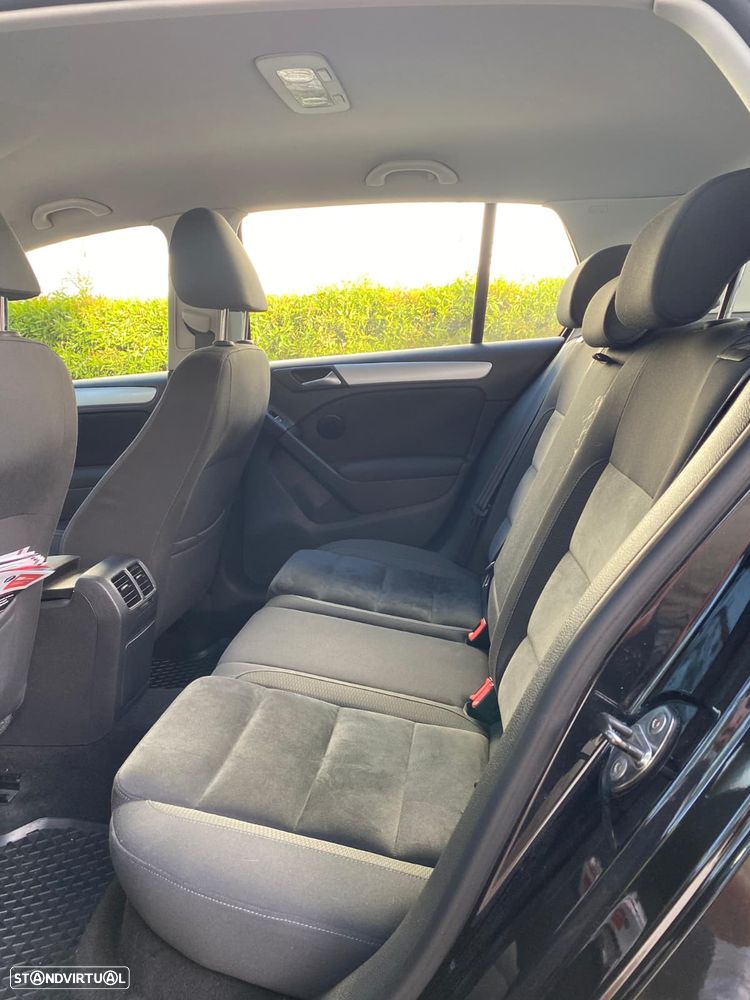 VW Golf 2.0 TDi Highline - 7