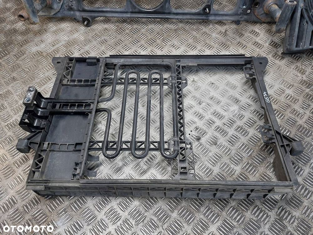 PAS PRZEDNI WZMOCNIENIE CZOŁOWE + CHŁODNICE BMW E39 520i 2.0 24V M52 - 4