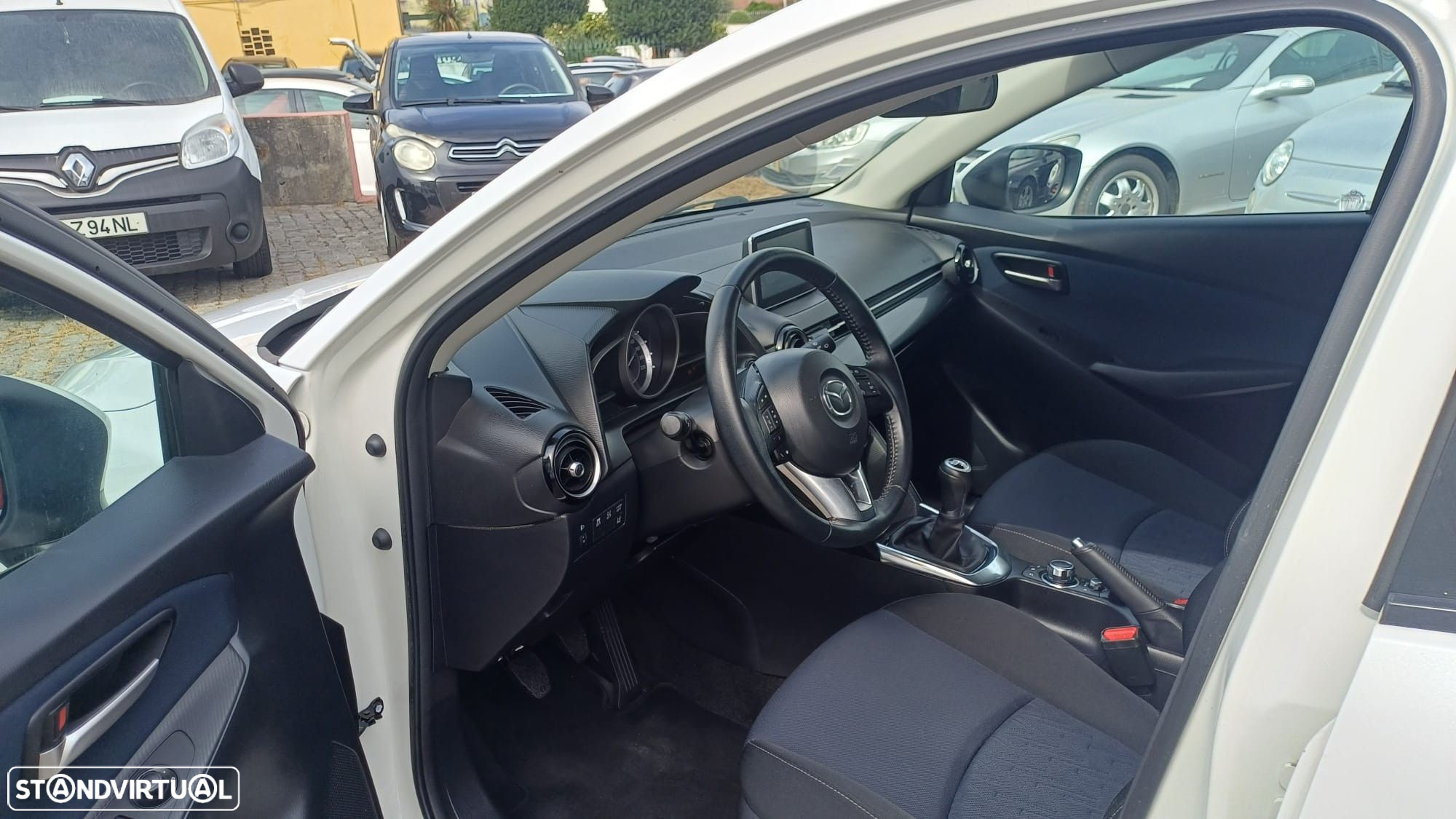 Mazda 2 1.5 Sky.Excellence - 10