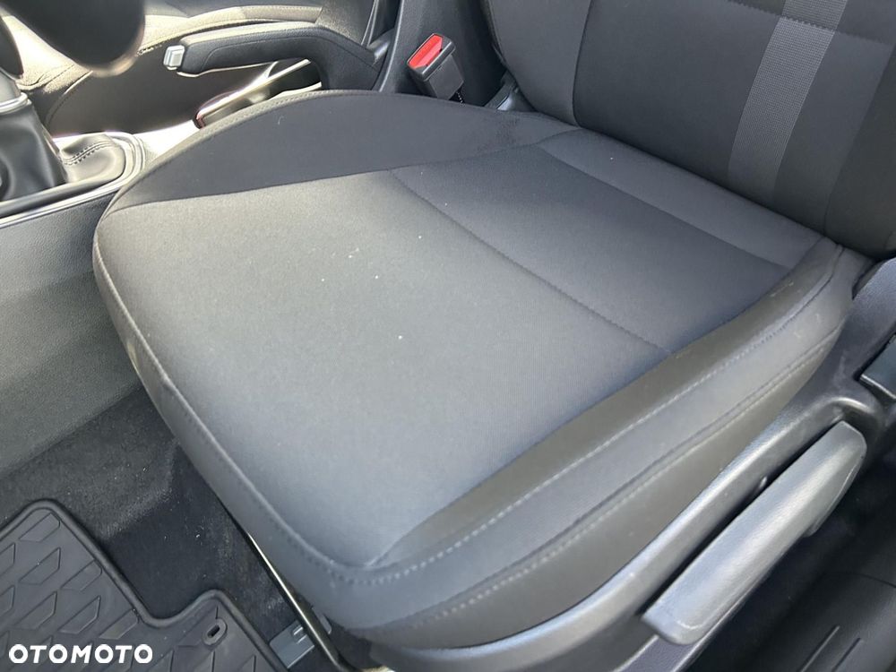 Hyundai i20 - 11